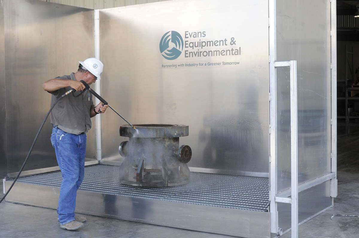 pressure washing equipment