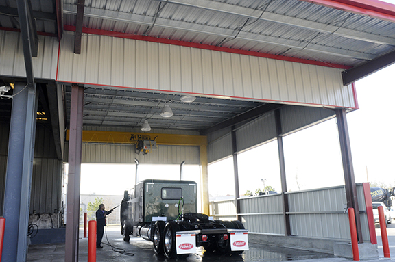 truck washing bay